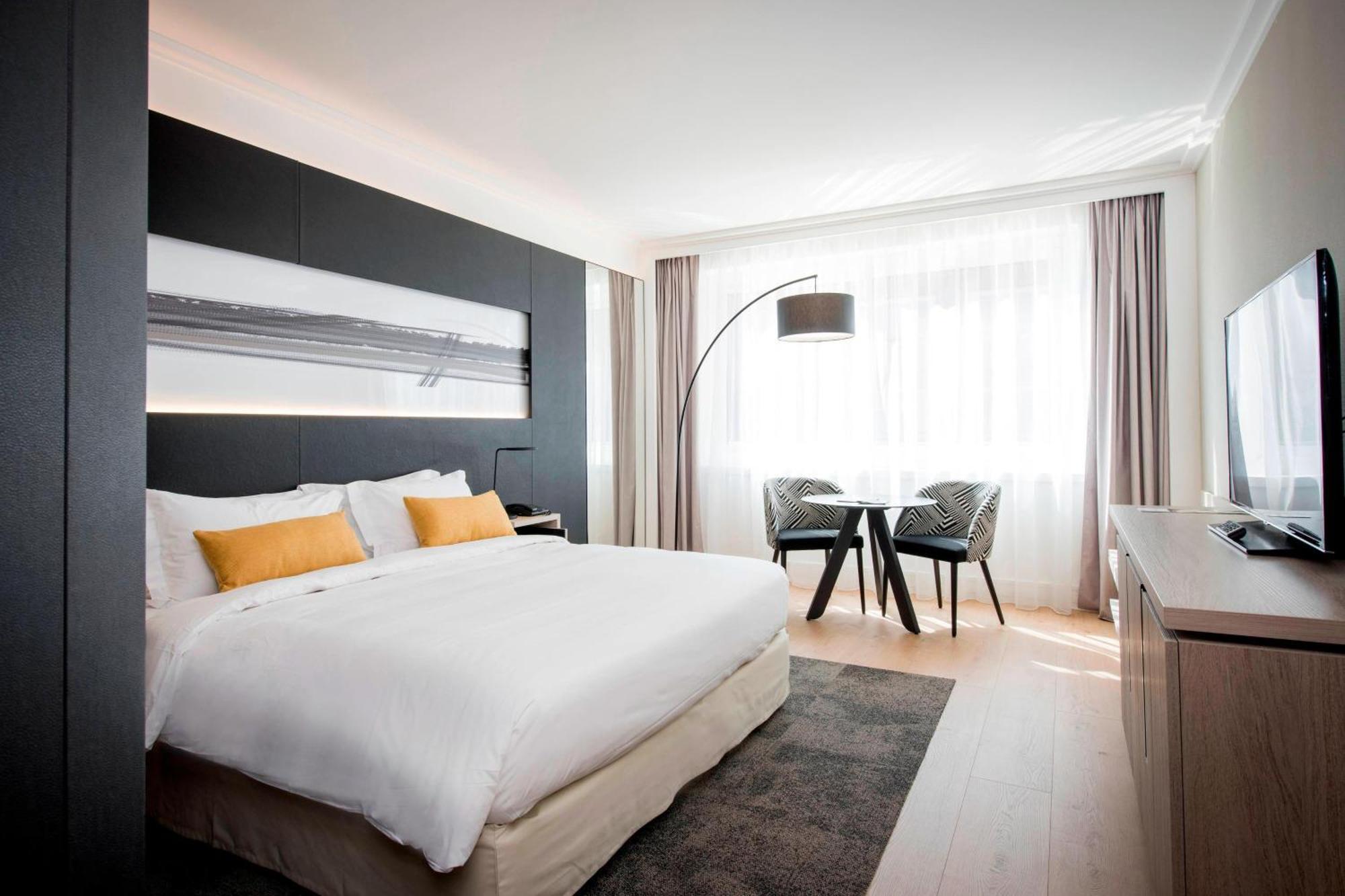 King or Twin Room,1742617959:JPEG
